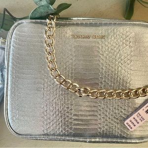 Victoria secret purse